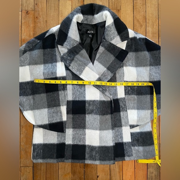 ALYX black and white Buffalo plaid cape-Large - Picture 7 of 13